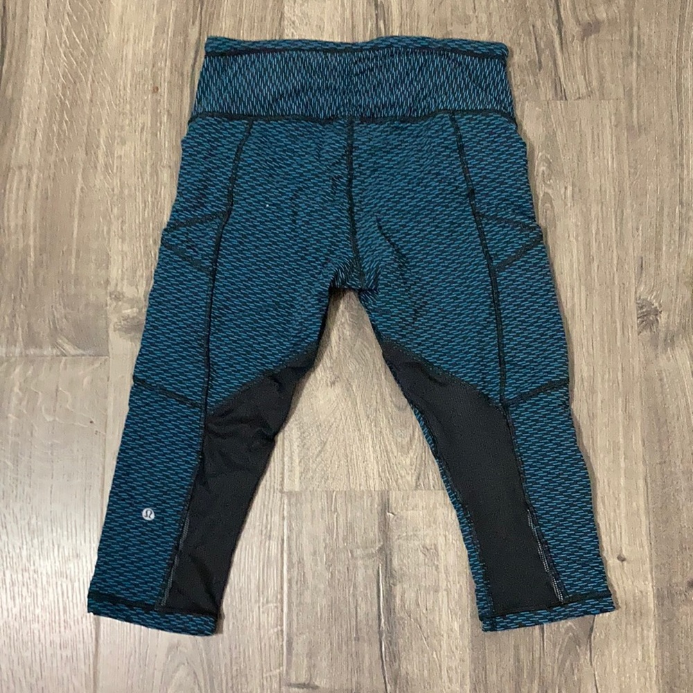 Lululemon leggings size 8